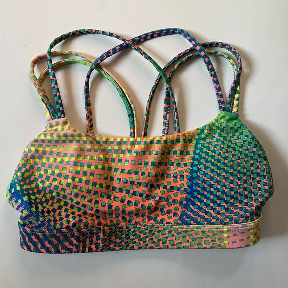🆕 [GAP FIT] Multicolor Cross-back Sports Bra Sz: XS 🧡💛💚❤️💙💜 - Picture 2 of 8